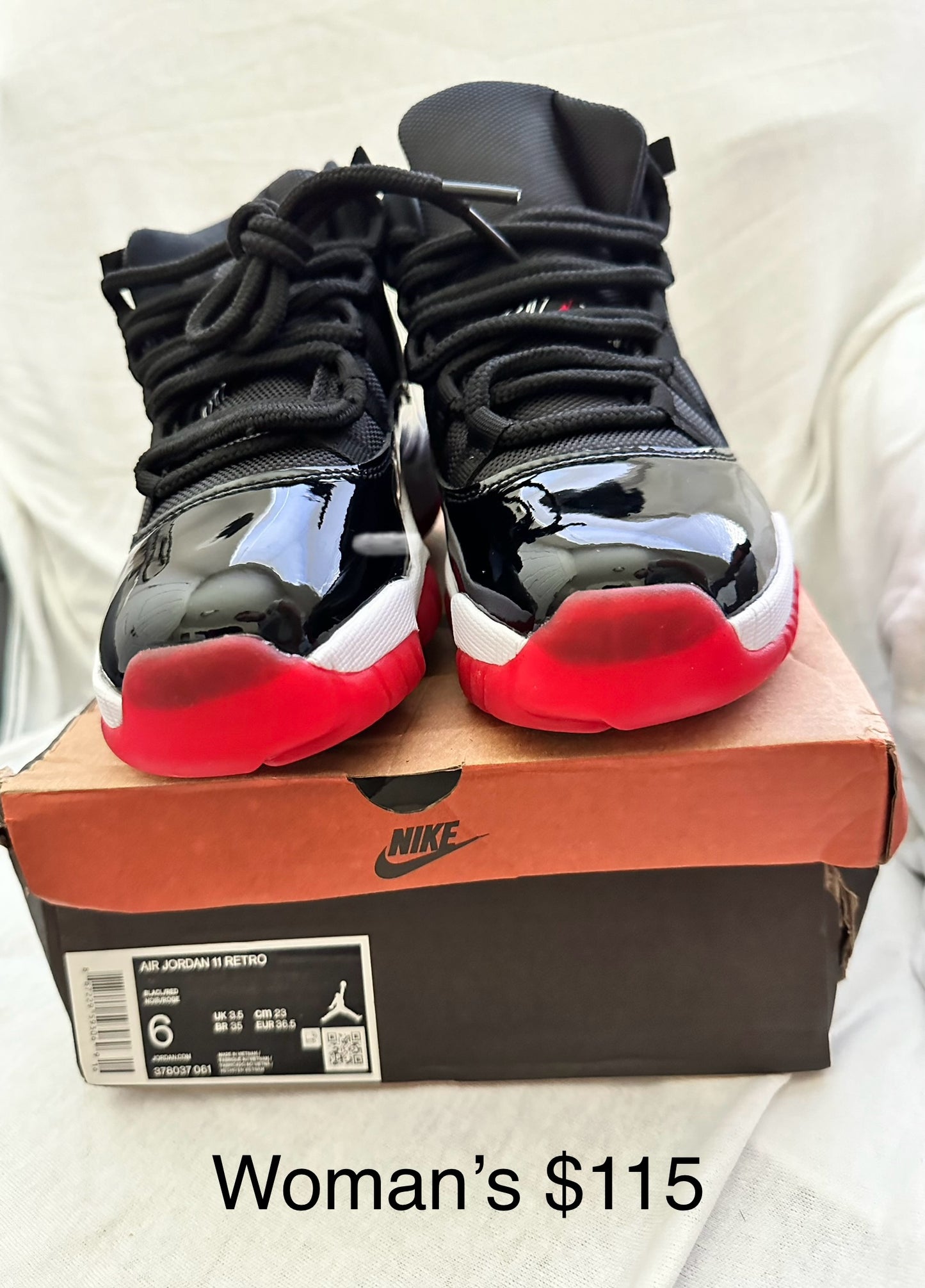 Nike Air Jordan Retro 11 Bred