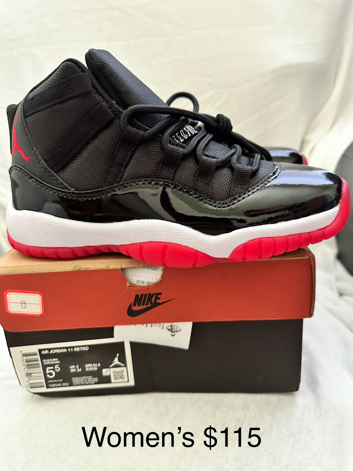 Nike Air Jordan Retro 11 Bred
