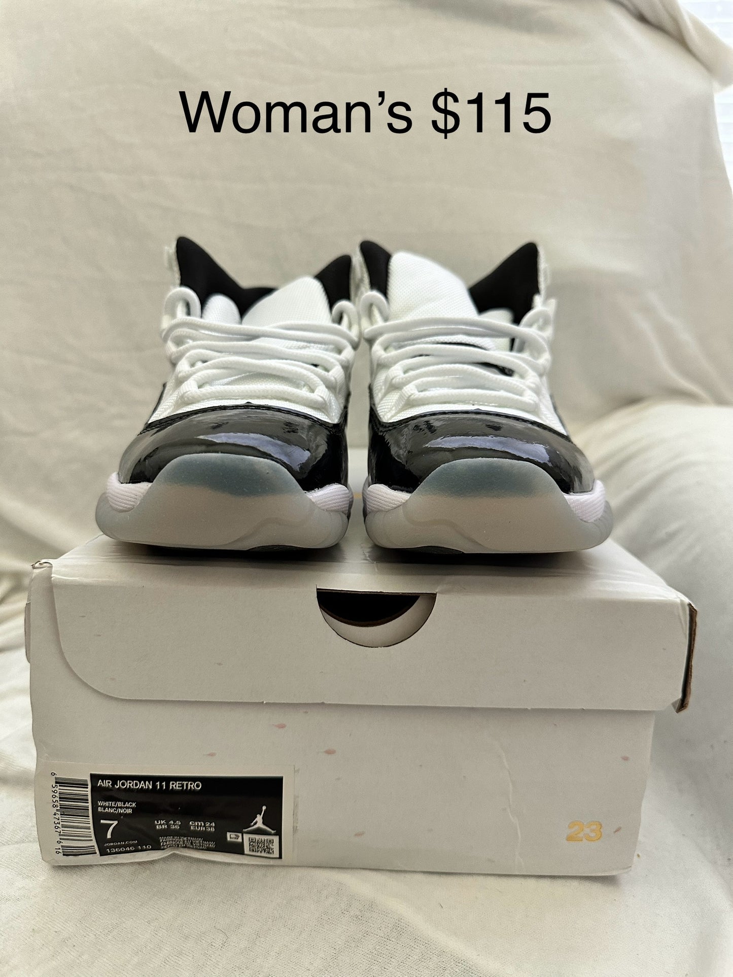 Nike Air Jordan Retro 11 Concord Gold