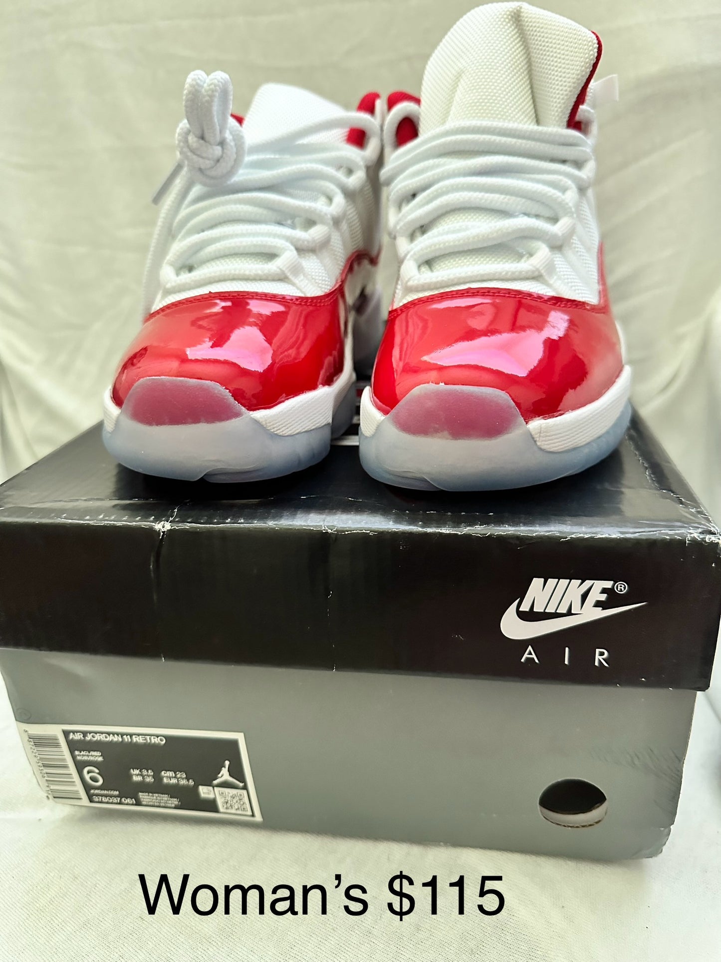 Nike Air Jordan Retro 11 Cherry