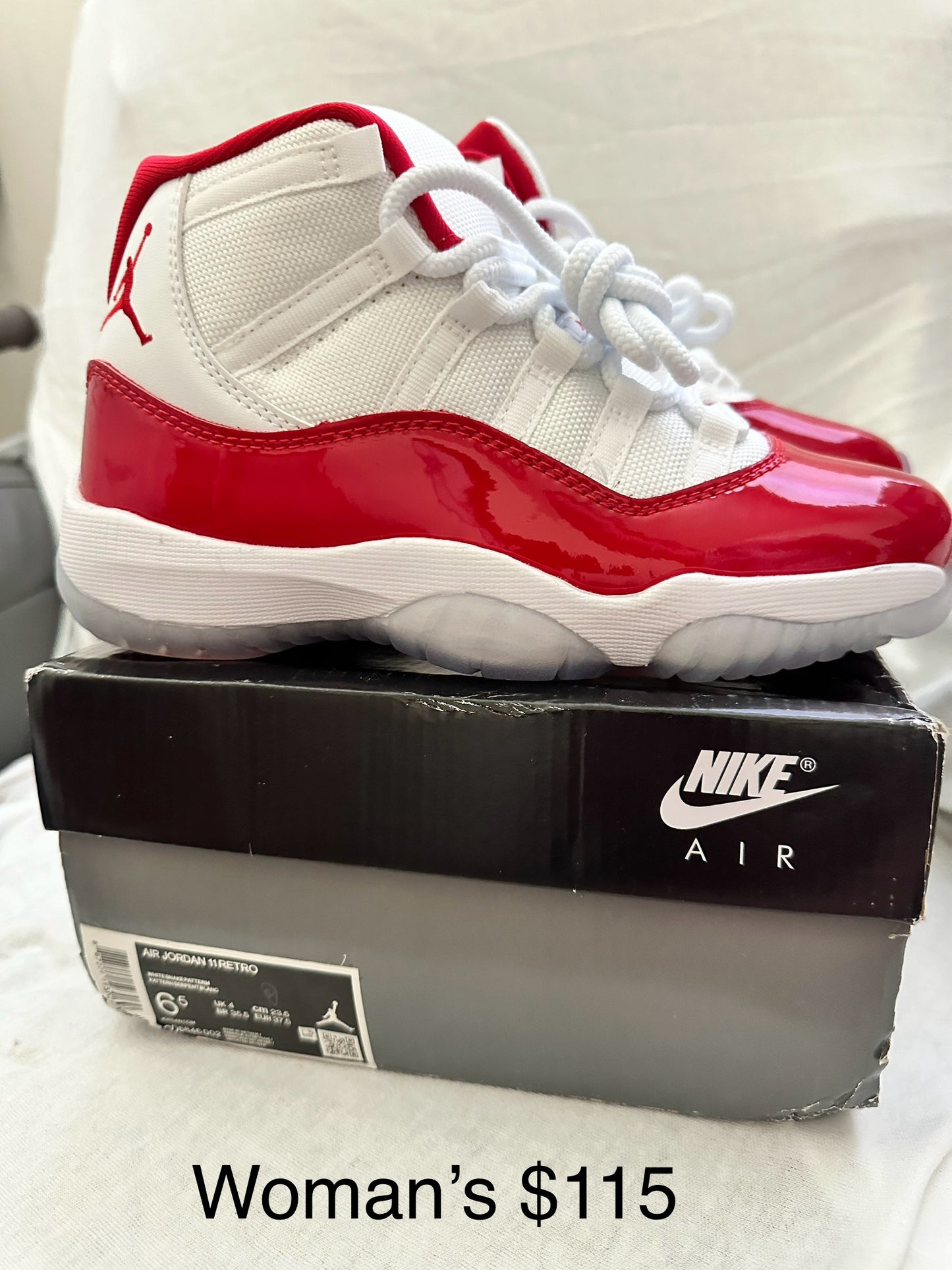Nike Air Jordan Retro 11 Cherry
