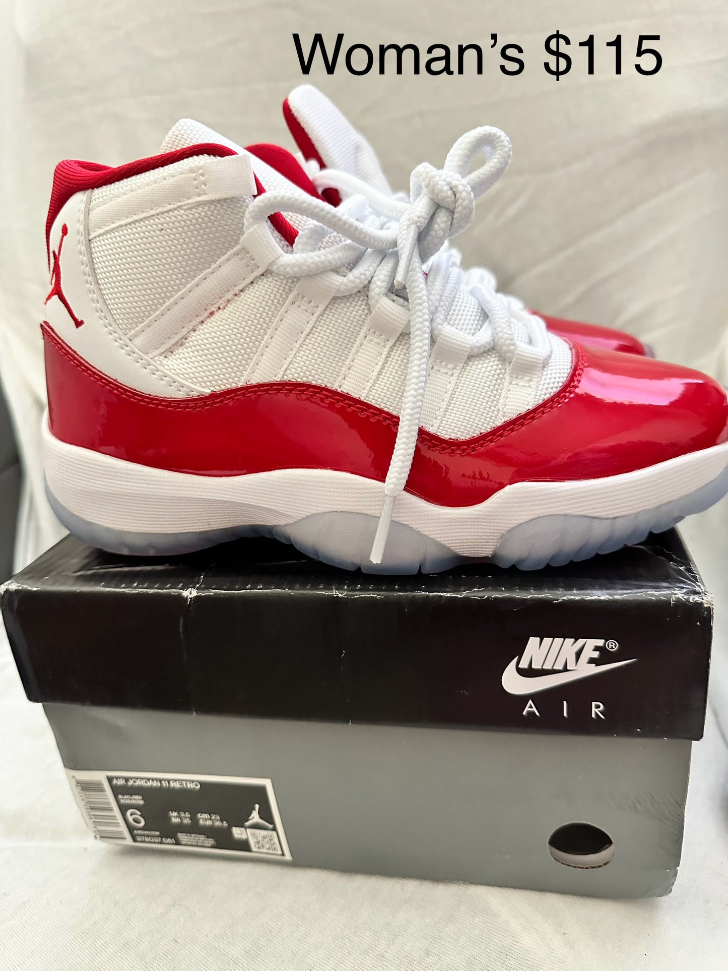 Nike Air Jordan Retro 11 Cherry