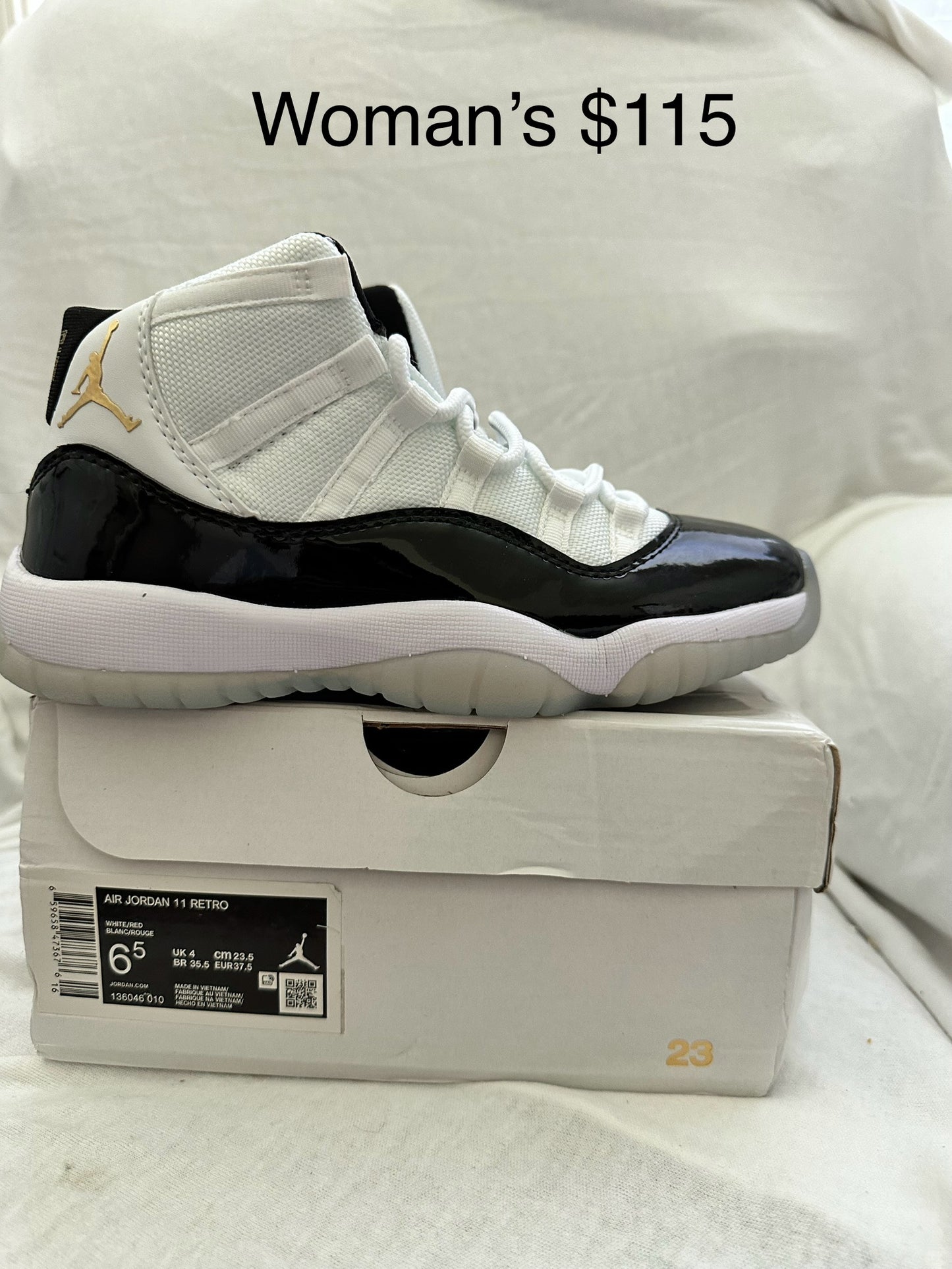 Nike Air Jordan Retro 11 Concord Gold