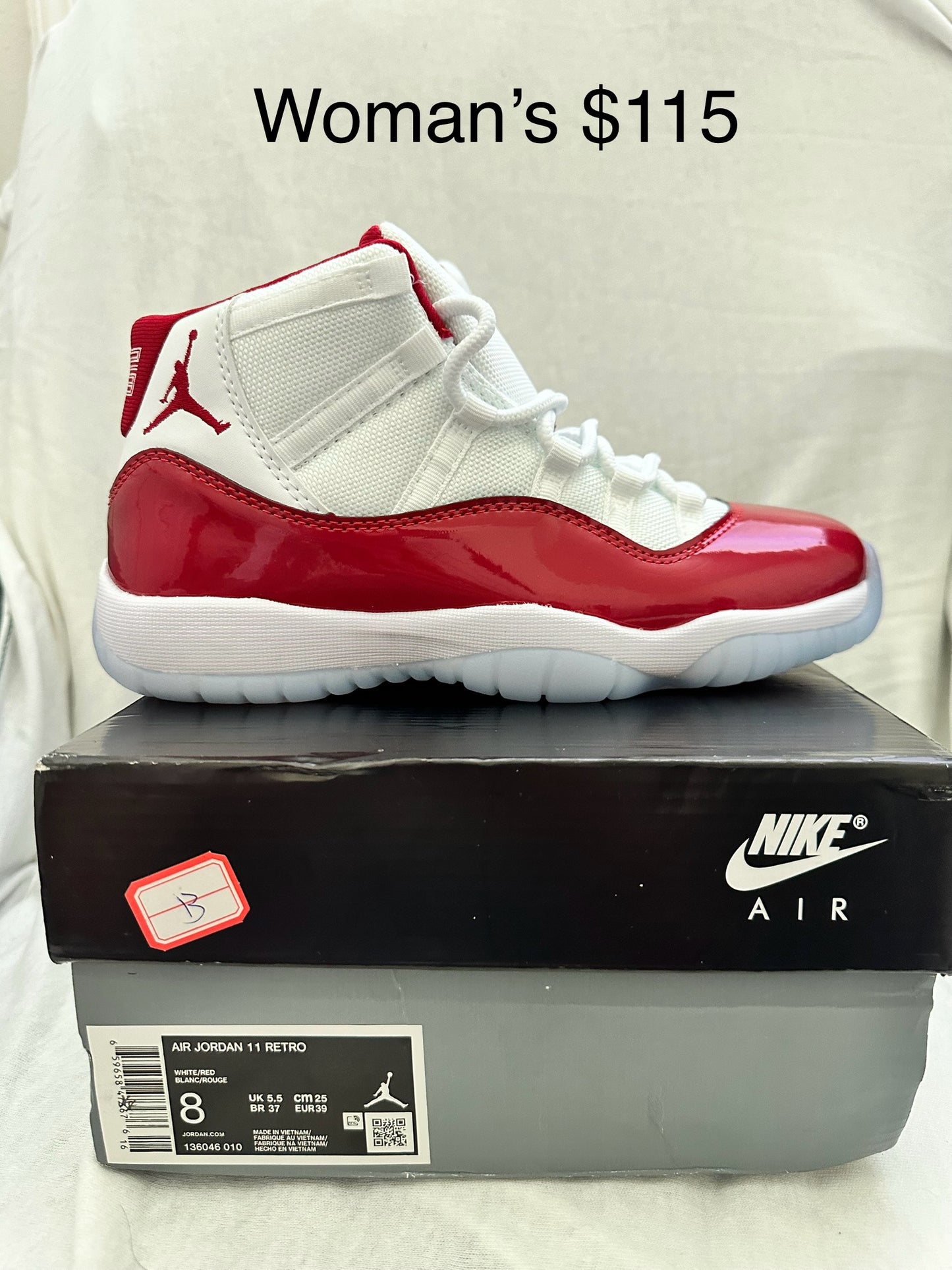 Nike Air Jordan Retro 11 Cherry