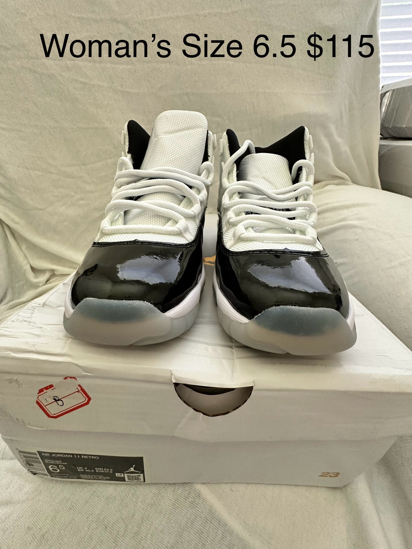 Nike Air Jordan Retro 11 Concord Gold