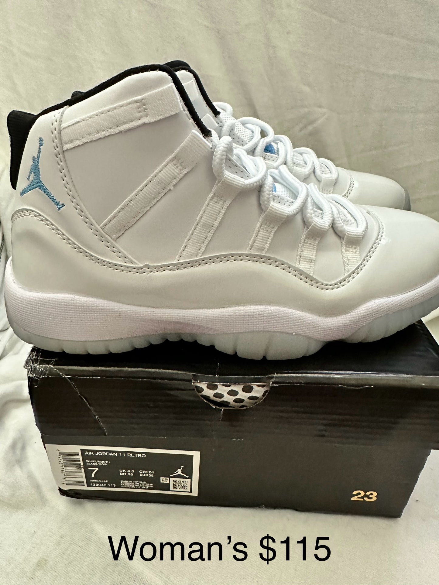 Nike Air Jordan Retro 11 Columbia