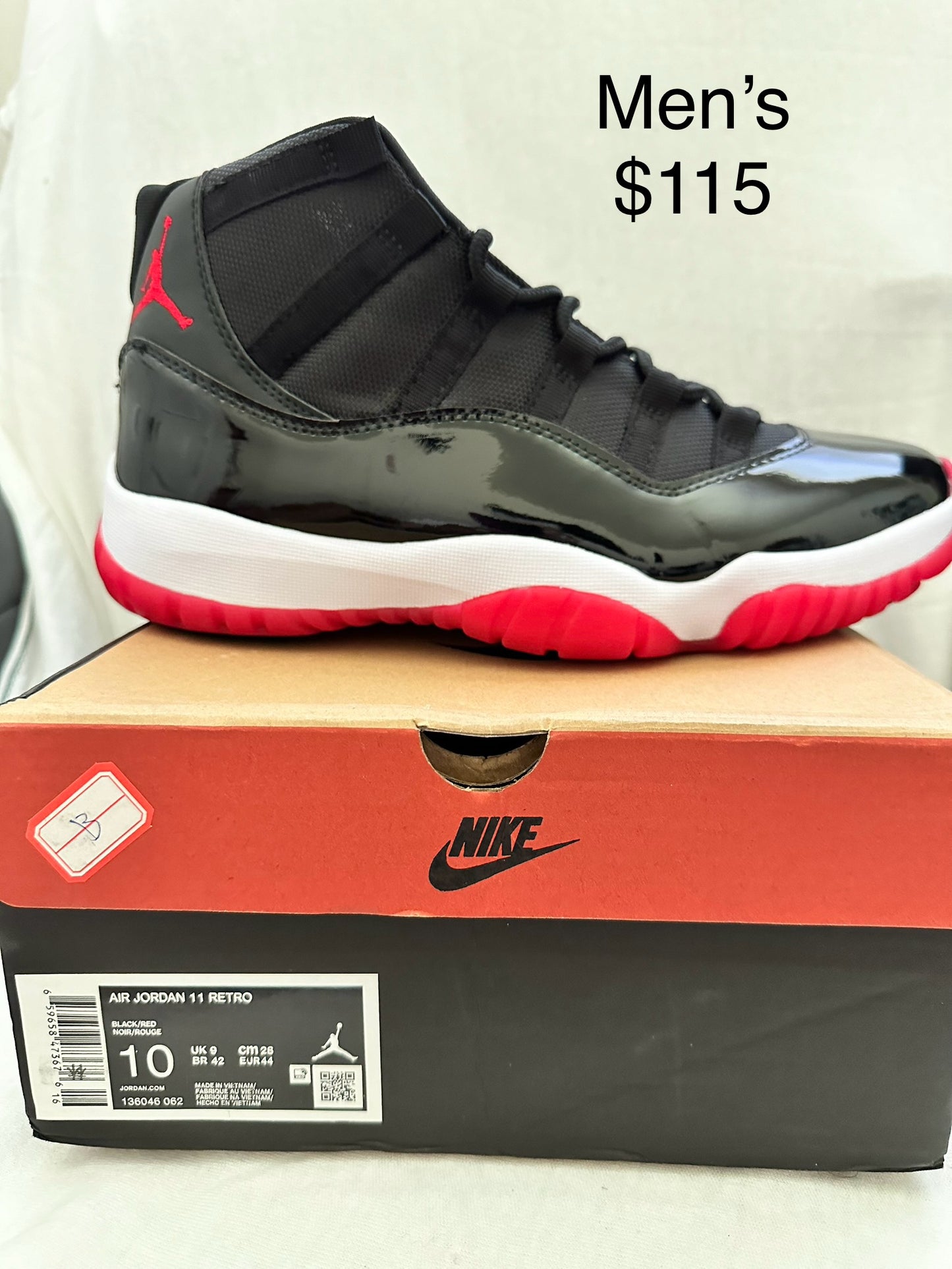 Nike Air Jordan Retro 11 Bred