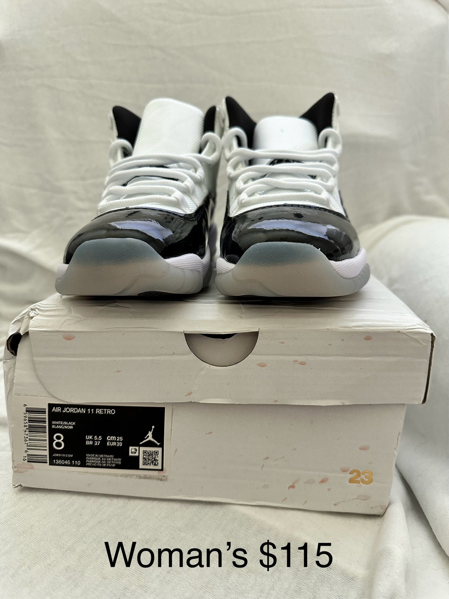 Nike Air Jordan Retro 11 Concord Gold