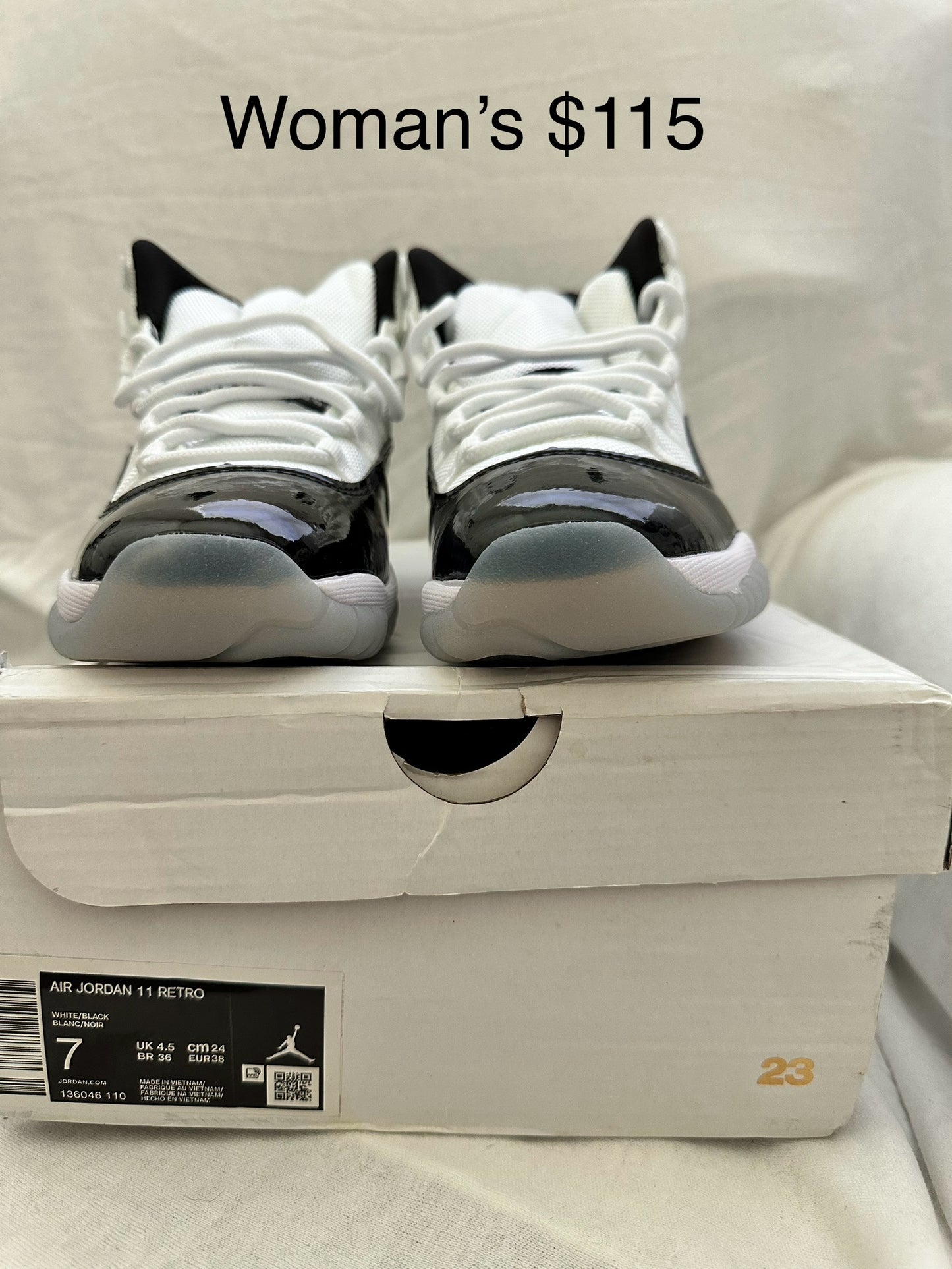 Nike Air Jordan Retro 11 Concord Gold