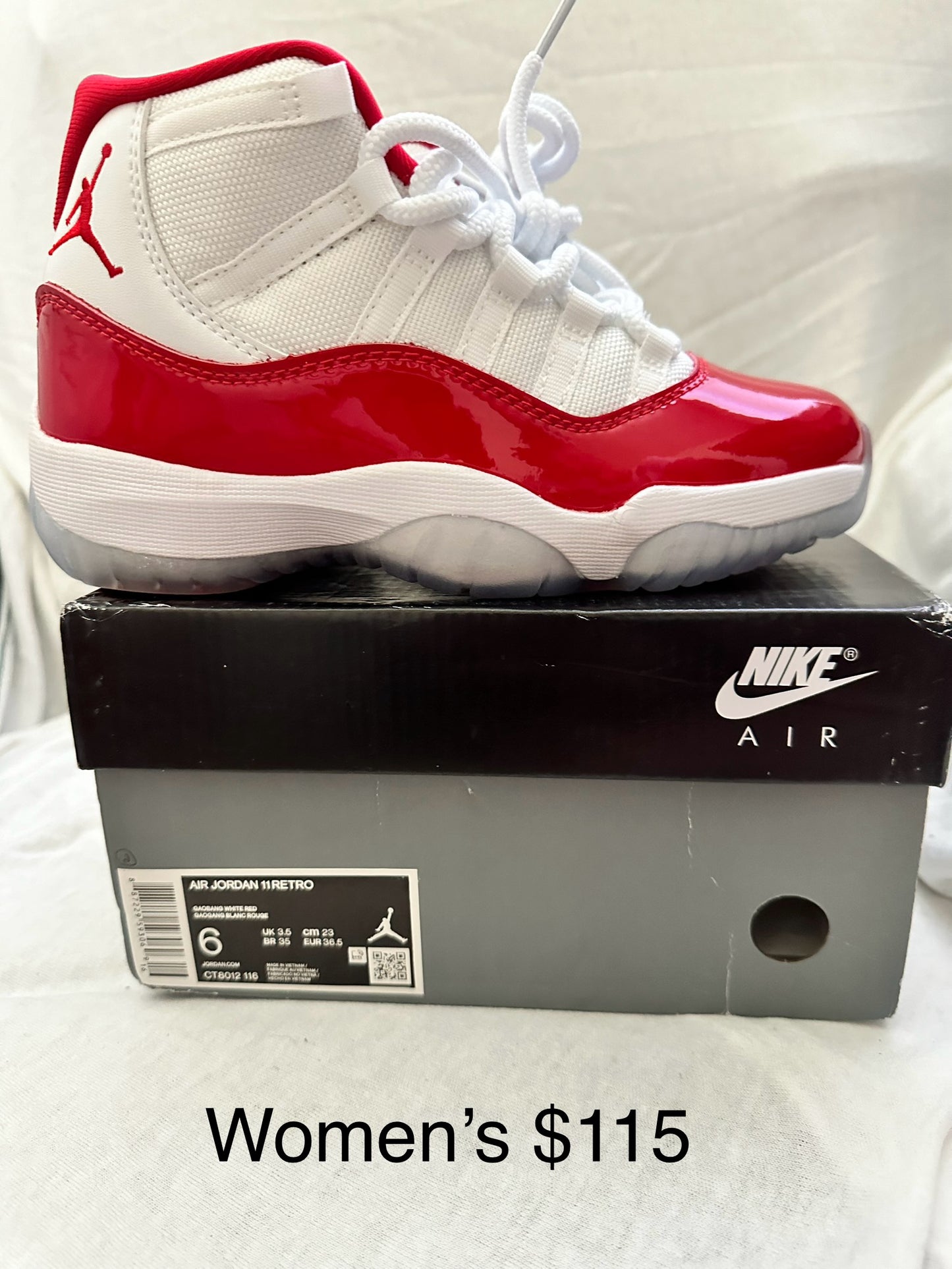 Nike Air Jordan Retro 11 Cherry