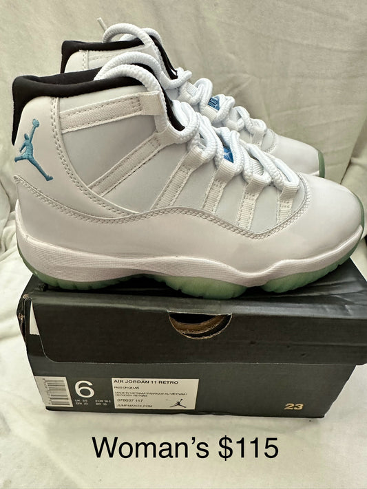 Nike Air Jordan Retro 11 Bred White